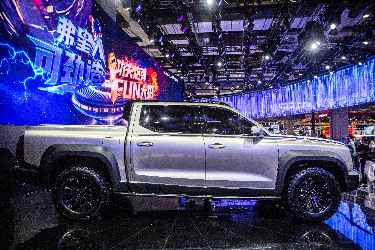 2021上海车展:长城全尺寸皮卡 x炮首发亮相