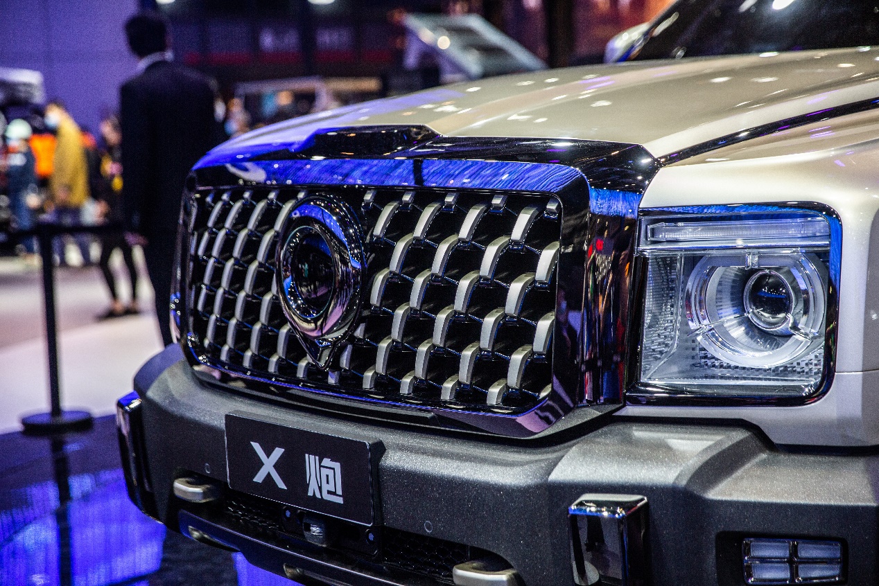 2021上海车展:长城全尺寸皮卡 x炮首发亮相