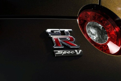 ۼ64.6 2010ղGT-Rϵз