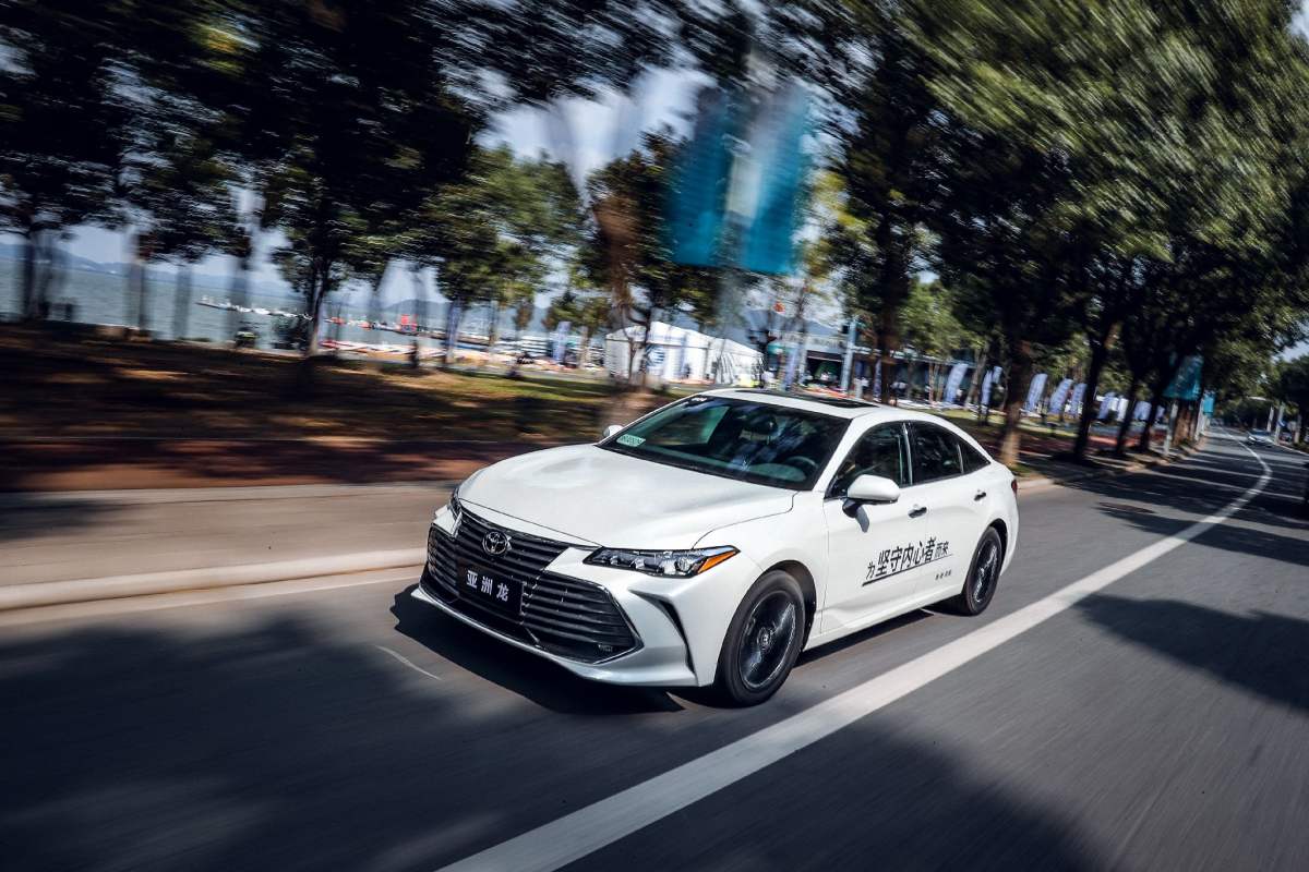 激情纵享亚洲龙20l媒体试驾宁波举行