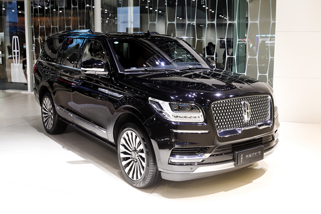 全新林肯飞行家aviator携林肯家族闪耀2020成都国际车展