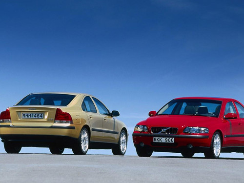 VOLVO ί󽹵