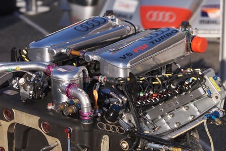 奥迪r8勒芒赛车的tfsi发动机